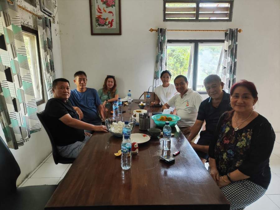 Anggota Ekonomi Kreatif dan UMKM Kunjungi Kediaman Sudirman Indra, Bahas Kolaborasi dan Inovasi Pengelolaan Air