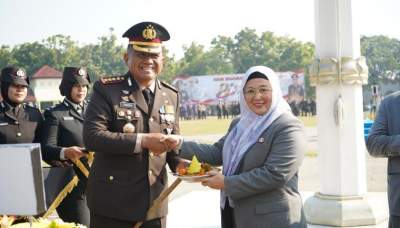 Hadiri Upacara Hari Bhayangkara ke-80, Wabup Intan Apresiasi Sinergisitas dan Aksi Polisi Cilik