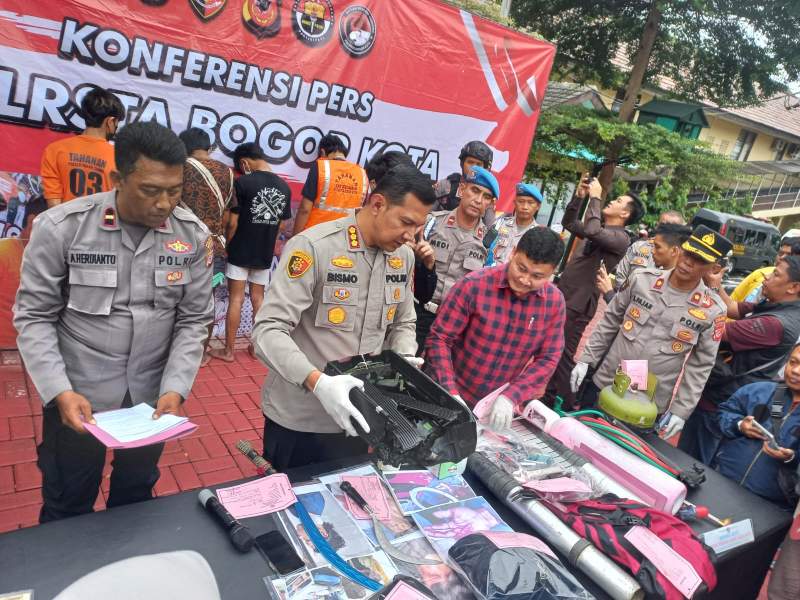 Foto IST : Saat Konferensi Pers di Mako Polresta Bogor Kota, Rabu (1/3/2023)