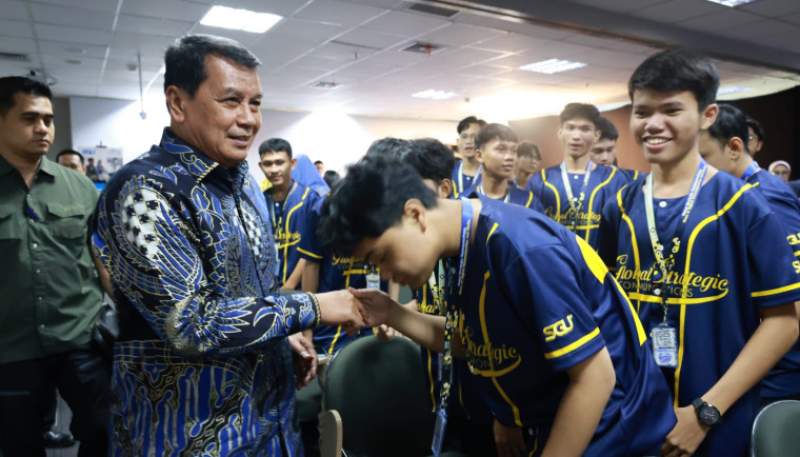 Bupati Tangerang Lepas 30 Mahasiswa Kabupaten Tangerang Tempuh Pendidikan di SGU
