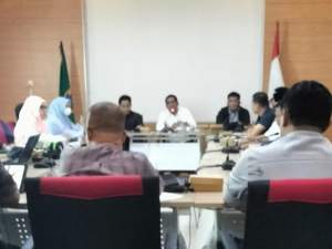Pansus DPRD Lebak Tentang Perubahan Perda Nomor 8 Tahun 2023 di Tengah Suasana Hujan dan Ruang Bocor
