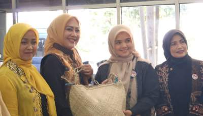 Dekranasda Pandeglang Studi Tiru ke Kabupaten Tangerang, Perkuat Sinergi Pengrajin Banten