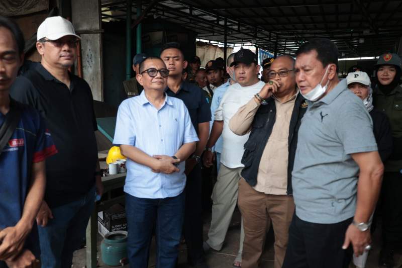 Bupati Tangerang Kawal Langsung Pelaksanaan Penataan Bangli Sungai Cirarab