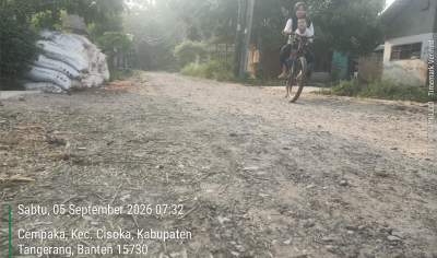 Puluhan Tahun Tak Beraspal, Warga Sebut Jalan Penghubung Cempaka-Sukatani sebagai &ldquo;Jalan Rematik&rdquo;