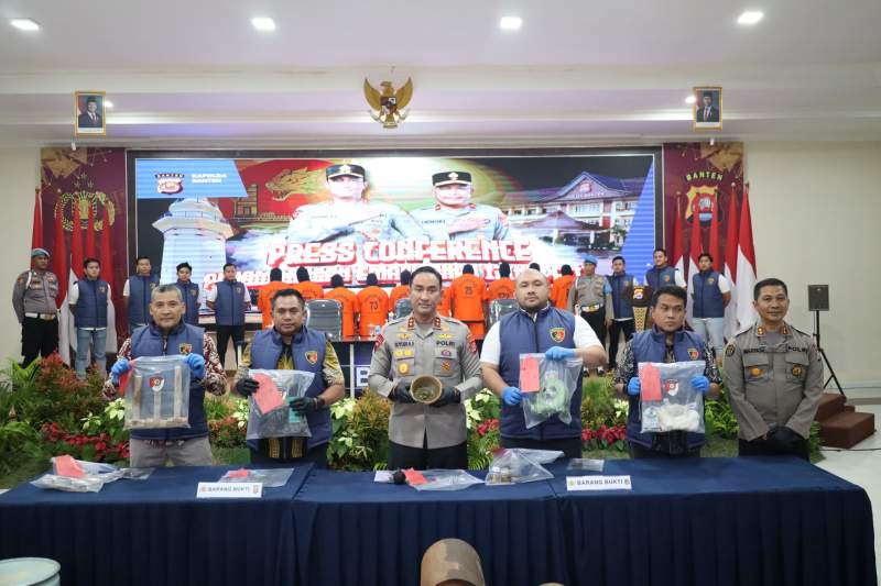 Polda Banten Bongkar Praktik Penambangan Emas Ilegal di Lebak, 10 Pelaku Ditangkap