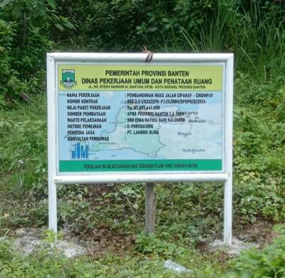 Belum Bayar Material, Kontraktor Jalan di Lebak Disegel Suplier