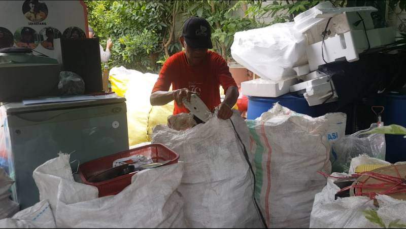 Terbaik di Kota Tangerang, Bank Sampah Kampung Darling Ubah Sampah Jadi Rupiah