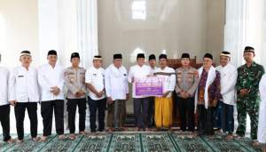 Bupati Pastikan Kenyamanan Masjid dan Musola Melalui Jumat Keliling