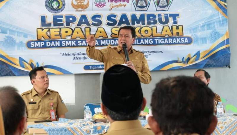 Bupati Tangerang Tegaskan Pergantian Kepsek Harus Bawa Semangat dan Gagasan Baru Tingkatkan Pengelolaan Sekolah
