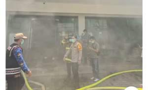 Kapolres Lebak Tinjau Langsung Lokasi Kebakaran Almond Swalayan Rangkasbitung