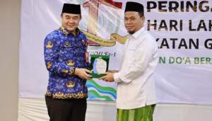 Ciptakan Generasi Qur&#039;ani, Pemkab Tangerang Sebut Peran Guru Ngaji Jadi Pilar Utama
