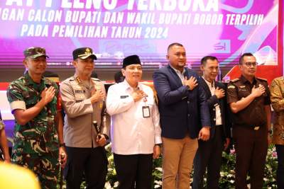 Pj. Bupati Bogor Mengikuti Rapat Pleno Penetapan Bupati dan Wakil Bupati Bogor Terpilih