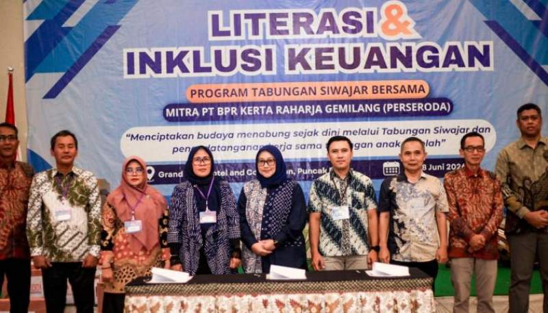 Bank Kerta Tangerang Perkuat Literasi dan Inklusi Keuangan Bagi Pelajar di Kabupaten Tangerang