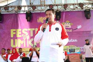 Peringati HUT ke-80 RI, Ribuan Warga Kelapa Dua Ikuti Jalan Sehat dan Pameran UMKM