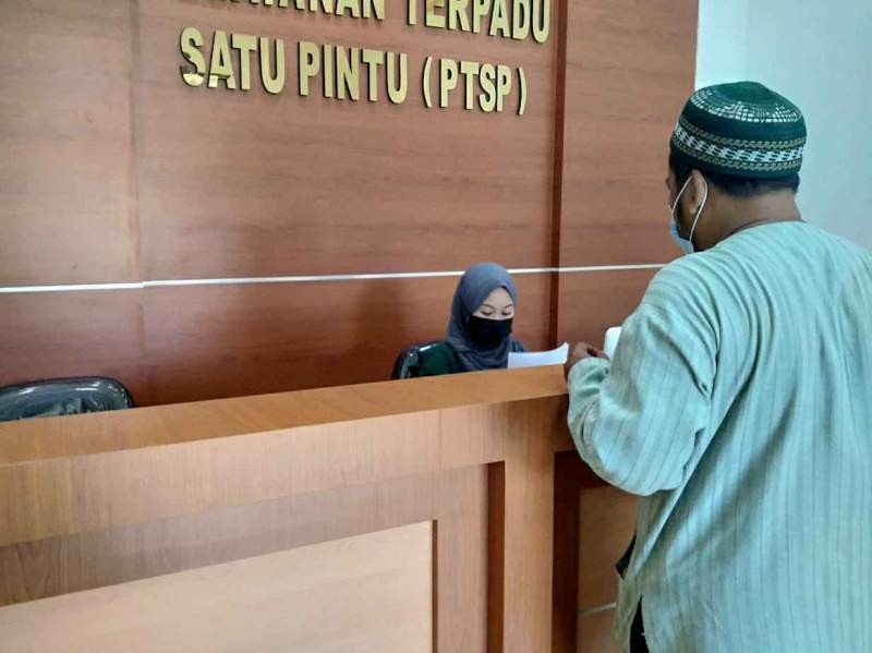 Warga Laporkan BST Ke Kejaksaan Negeri Kabupaten Tangerang