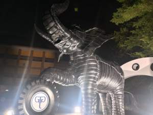 Taman Gajah di Jalan Perintis Kemerdekaan Jadi Destinasi Favorit untuk liburan keluarga