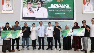 Bupati Tangerang Serahkan Bantuan BPJS Ketenagakerjaan Untuk 500 Guru Ngaji Wilayah Pantura