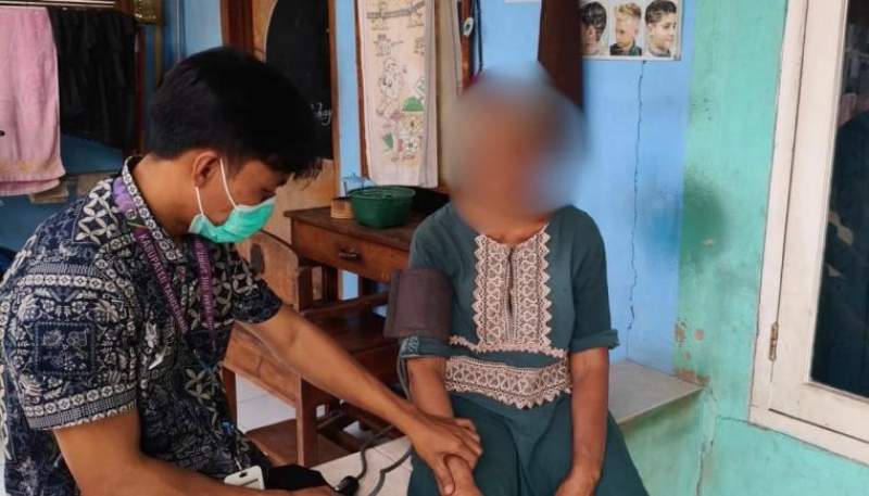 Pantau Kesehatan Masyarakat di Wilayahnya, Puskesmas Cisoka Kunjungi Pasien ODGJ