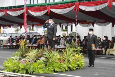 PLH Bupati Pimpin Upacara Peringatan Ke-76 Hari Pahlawan Tingkat Kabupaten OKU