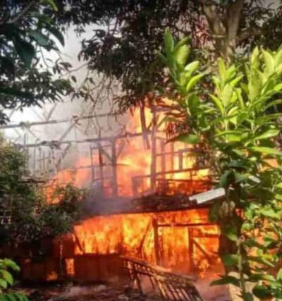 Habis Dilalap Si Jago Merah : Pondok Pesantren Al-Hidayah Cikuya Butuh Bantuan