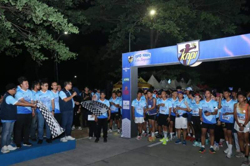 2nd Colour Night Run, Maryono: Pemuda Harus Kompak dan Berdampak