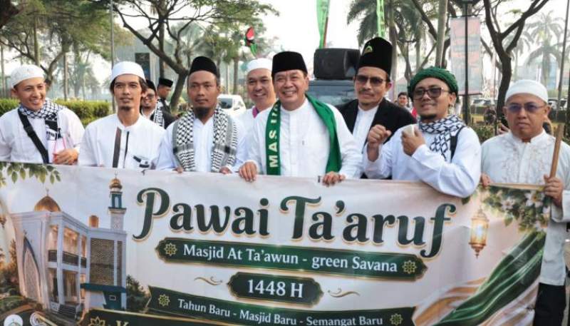 Perkuat Silaturahmi dan Ukhuwah Islamiyah, Bupati Tangerang Lepas Pawai Ta&rsquo;aruf 1 Muharram di Citra Raya