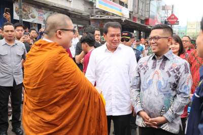Bupati Tangerang Hadiri Perayaan Tri Suci Waisak 2569 BE di Citra Raya