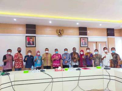 PLH Bupati OKU Membuka FGD KPJU Unggulan Universitas Sriwijaya