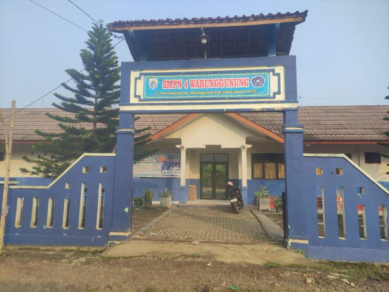 Revitalisasi SMPN 4 Warunggunung Rp470 Juta Diduga Tak Sesuai Spesifikasi dan Abaikan K3