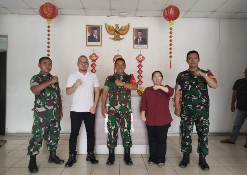 Danramil 13/Cisoka Pantau Keamanan Vihara Menjelang Imlek