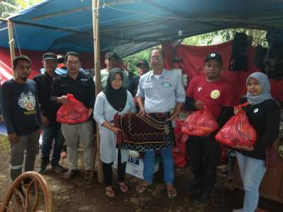 Kolaborasi dengan Karang Taruna, BTJ Salurkan Bantuan Kemanusiaan di Posko JMI Peduli