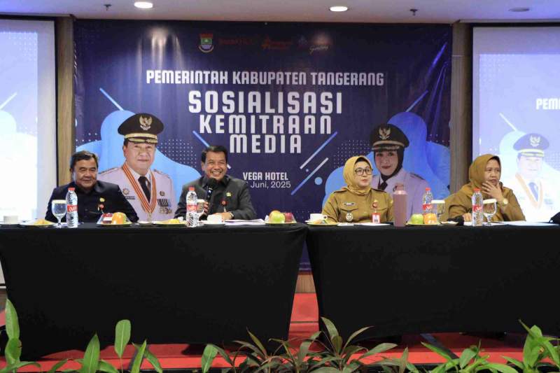 Bupati dan Wakil Bupati Tangerang Berhasil Turunkan Angka Pengangguran