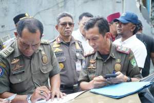 Satpol PP Kota Tangerang Segel Pabrik Pemecah Batu CV Jaya Global, Diduga Langgar Aturan PBG dan Tata Ruang