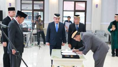 Lantik Kepala DPKP dan Bappeda, Bupati: Jadilah Teladan, Disiplin dan Berintegritas