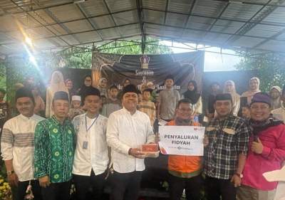 Rumah Zakat Salurkan Ratusan Zakat Fidyah Dalam Baksos KWRI