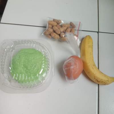 Diduga Tak Bergizi, Warga Citeras Protes Program Makan Bergizi Gratis di SMAN 4 Citeras