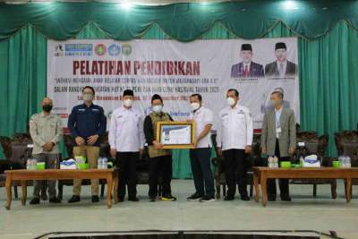 PLH Bupati Didampingi Kadin Diknas OKU Hadiri Acara Pelatihan Pendidikan