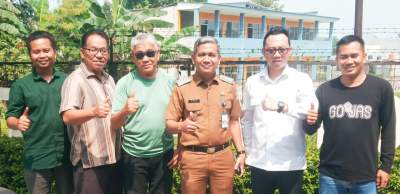 Direktur Eksekutif APUDSI RI Berkunjung Ke Tokoh Pemerhati Banjir Dan Kekeringan Sudirman Indra