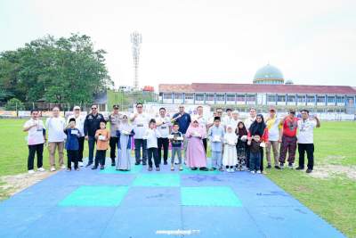 Mantap! Kecamatan Kelapa Dua Gelar Turnamen Sepak Bola Putri Pertama, KD PERTIWI Cup 1 Disambut Antusias Warga