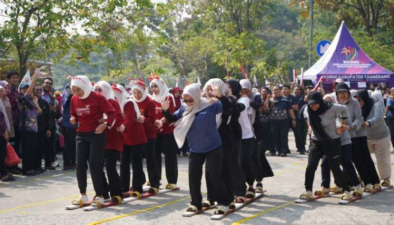 Buka Pekan Olahraga Tradisional Pegawai, Wabup Intan Tekankan Pentingnya Sportivitas dan Kegembiraan dalam Bekerja