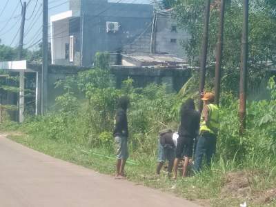 Diduga Ada Permainan Izin Dan Kordinasi Pemasangan Tiang Wifi Di Kp Babakan Tenjo Di Hentikan Warga