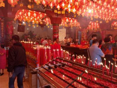 Ribuan Umat Padati Boen Tek Bio Vihara Nirmala, Perayaan Imlek 2577 Kongzili di Kota Tangerang Penuh Khidmat dan Harapan Baru