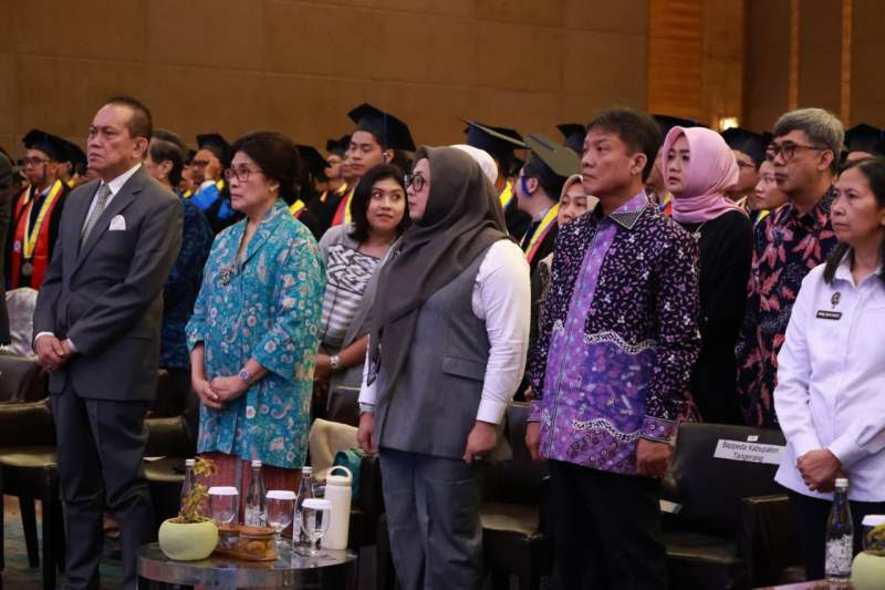 Hadiri Wisuda &amp; Dies Natalis ke-25 SGU, Wabup Tangerang Tekankan Pentingnya Inovasi dan Kontribusi