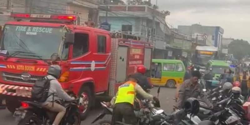 Diduga Korsleting Listrik, Kebakaran Hanguskan 19 Motor di Dekat Stasiun Bogor