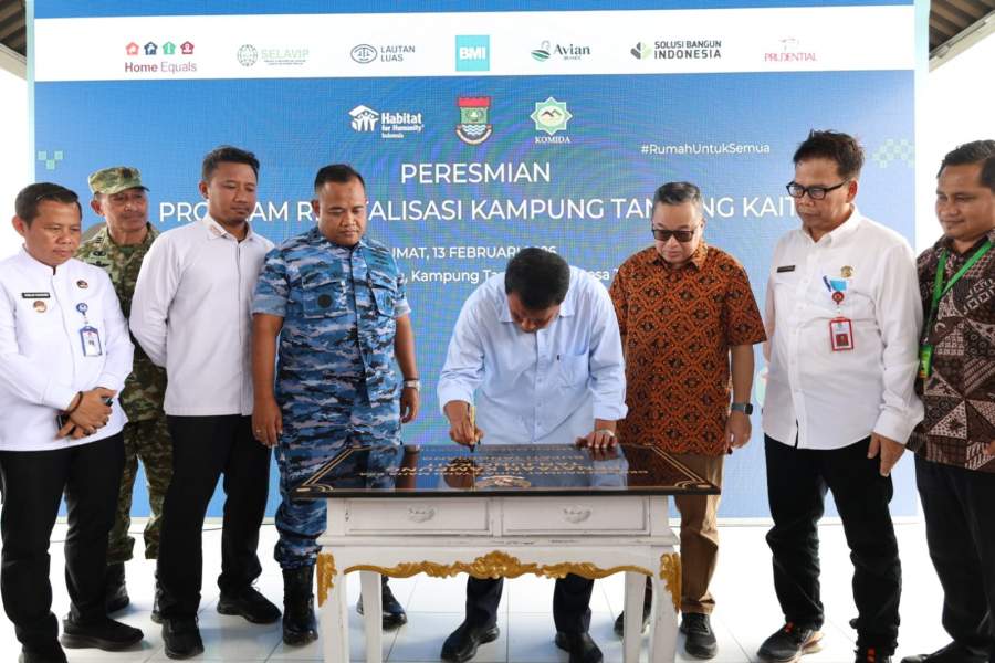 Bupati Tangerang Resmikan 110 Rumah Nelayan di Tanjung Kait