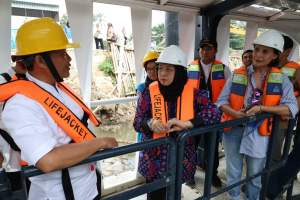 Wabup Intan Tinjau Operasional TPS3R Tanjung Burung