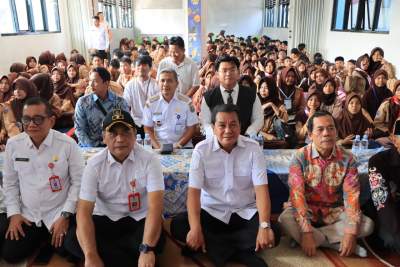 Bupati Maesyal Motivasi Pelajar SMP dan SMK Satya Muda Gemilang di Masa MPLS