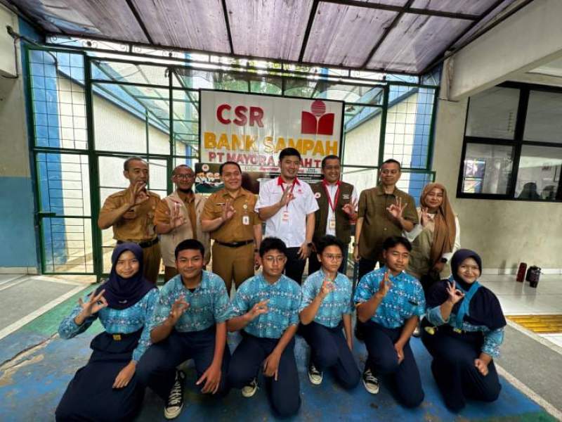 Tingkatkan Kepedulian Lingkungan Siswa SMP N 26 Kota Tangerang Gandeng dengan PT Mayora Gelar Edukasi Pilah Sampah